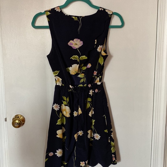 Urban Outfitters BYCORPUS floral print dress with back cutout - Picture 2 of 4